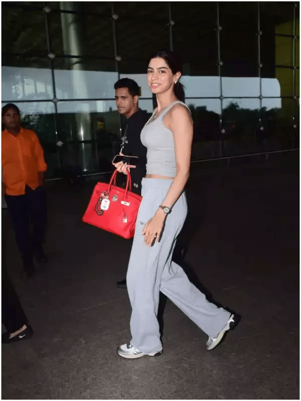 Khushi Kapoor Birkin Bag at airport | Local Monk