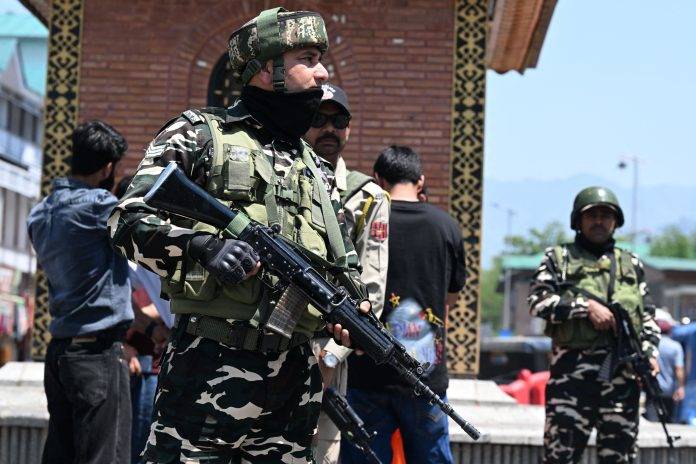 Tensions Escalate as Pakistan Warns of Imminent Indian Military Action | Local Monk