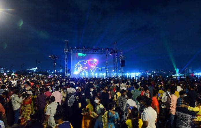 Hyderabad's Sunday Funday Returns - A Cultural Extravaganza at Tank Bund | Local Monk